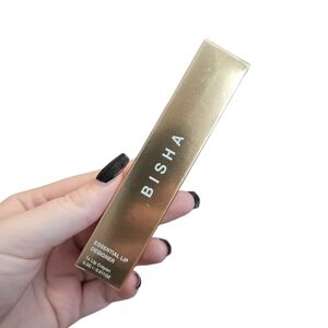 Essential Lip Designer in Beverly Hills